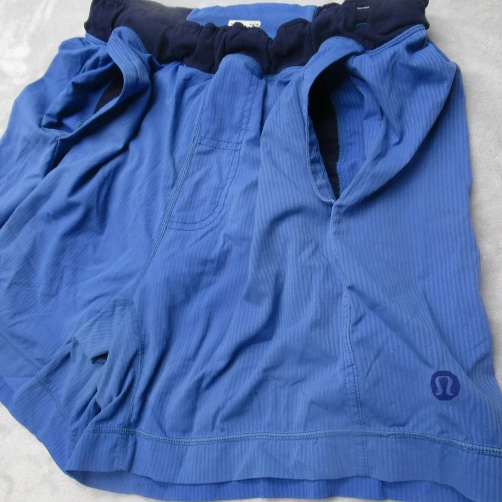 Lululemon Shorts Mens Medium Blue‎ Striped Drawcord Waist Wet Dry Warm 28 Flex